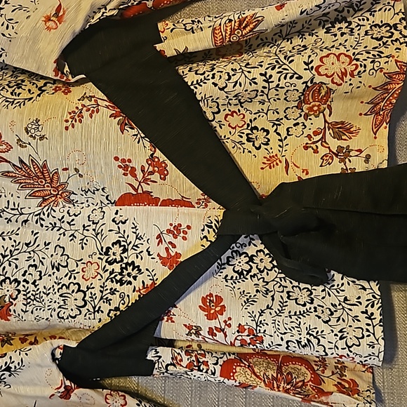 NWT Carole Little Blouse Size M 100% Silk Lining - Picture 3 of 11